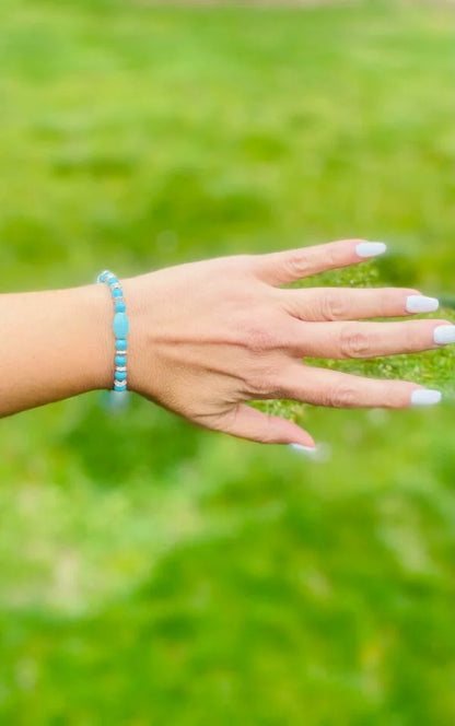Turquoise Colored Beaded Bracelet
